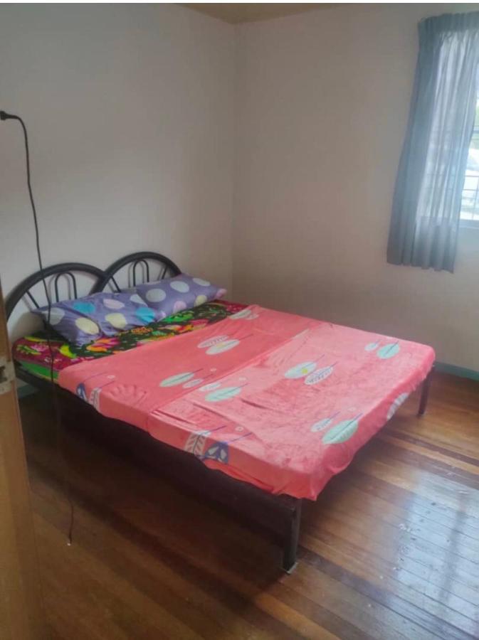 Mak Homestay Upstairs With 5 Bedrooms Kundasang Exterior photo