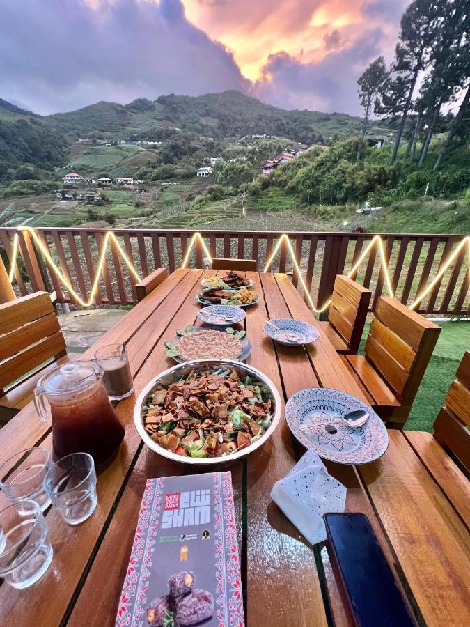 Mak Homestay Upstairs With 5 Bedrooms Kundasang Exterior photo